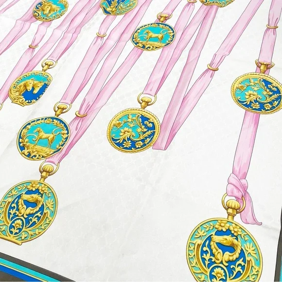 CELINE Paris Carre 90 100% Silk Medallion Ornament Print Square Scarf - Picture 5 of 8